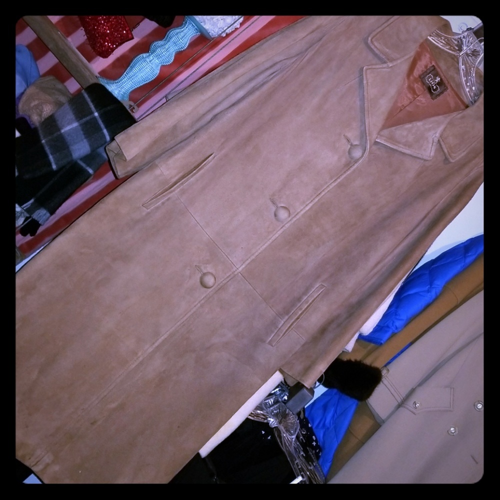 Lion suede trench coat
